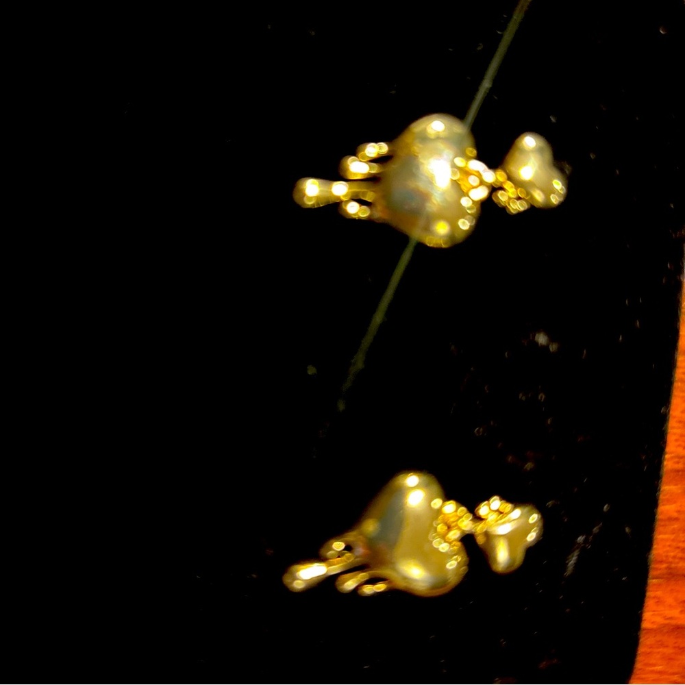 14k Solid Yellow Gold Heart drizzling Women Earrings - Picture 3 of 5
